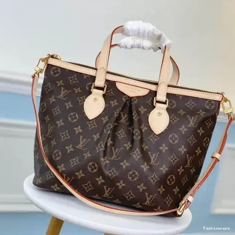Bags 19T1L0214 LV 0710